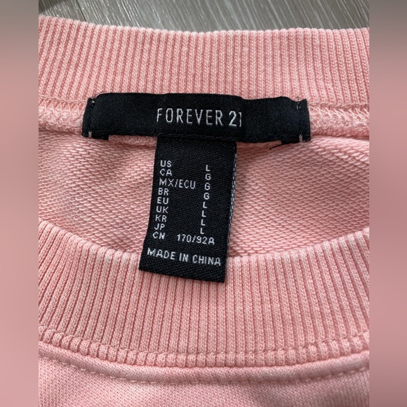 FOREVER 21 L’AMORE Crewneck Size: L  Color: Peachy Pink - Picture 5 of 7
